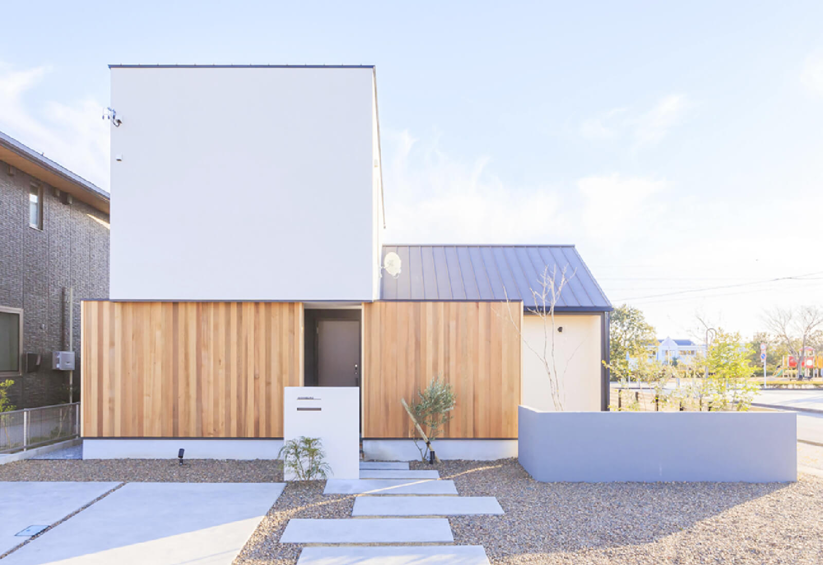 高品質なデザインを、手の届く価格で